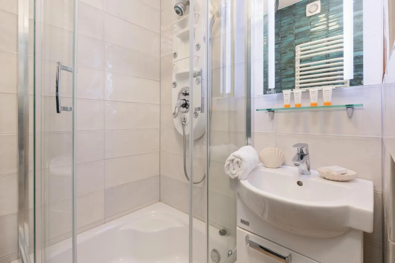 Mokotow Apartments Reytan By Noclegi Renters Warschau 0*,